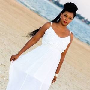 Meet your Posher, Charetha